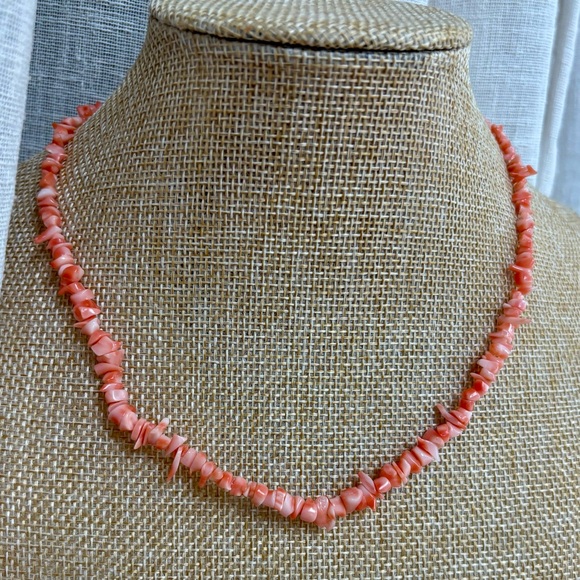 None Jewelry - Vintage Y2K coral pink natural shell‎ necklace